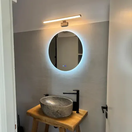 Ovio Ii Apartment Páros